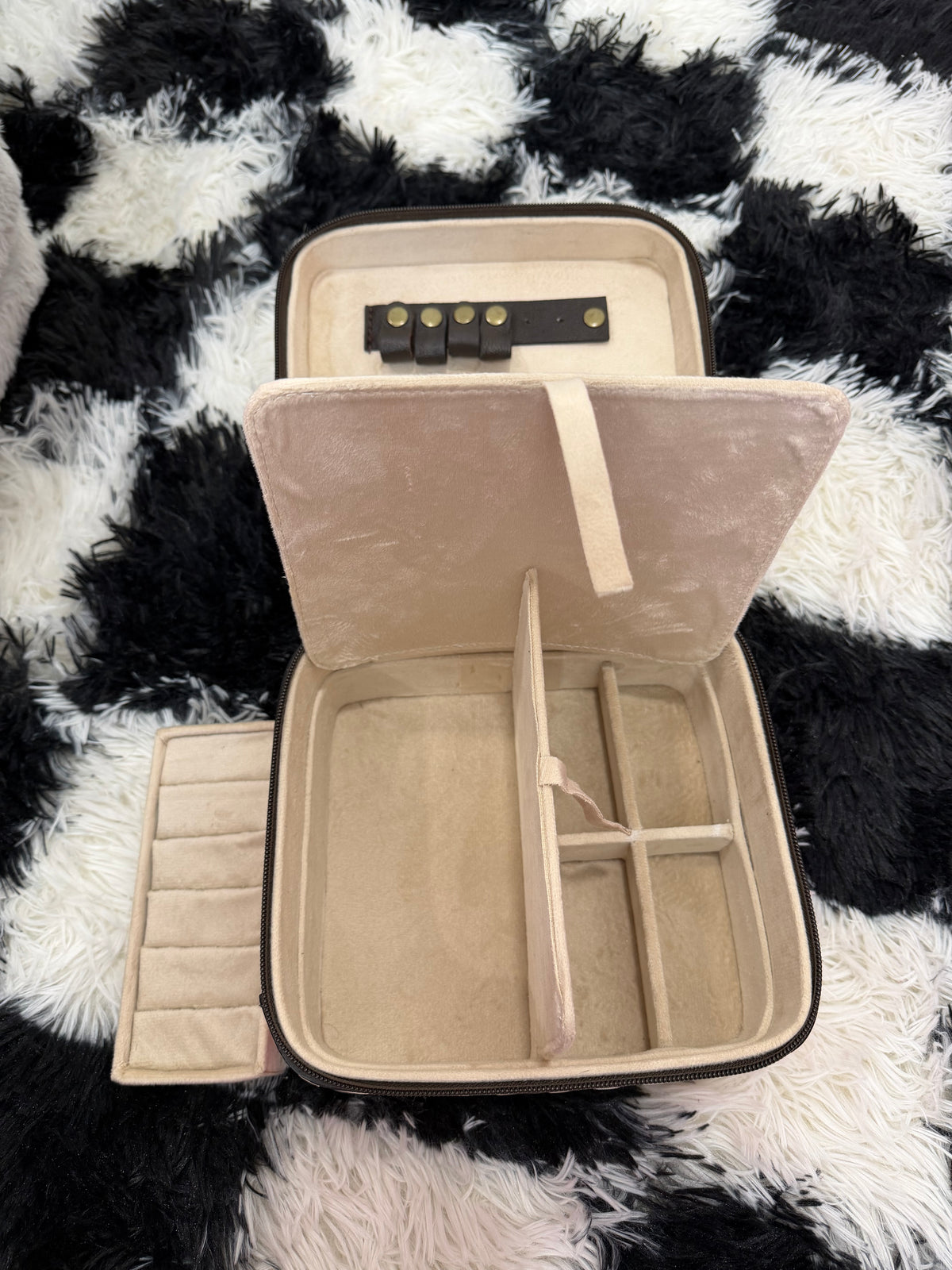 Medium genuine leather and real cowhide jewelry box hand painted